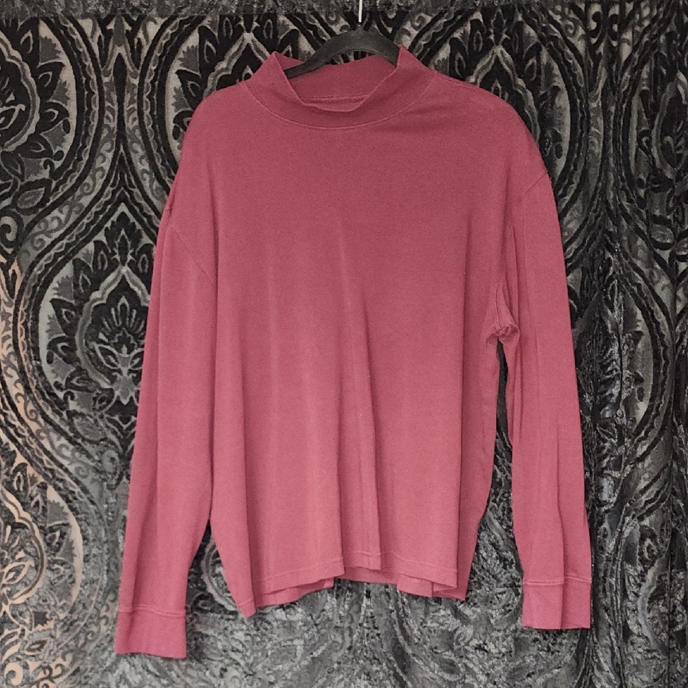 St. John's Bay Women's Rose Sweatshirt